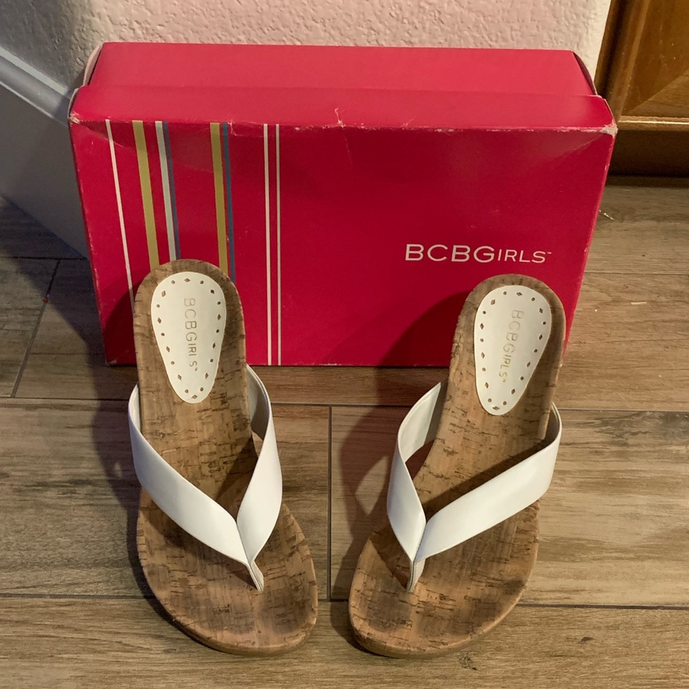 BCBGIRLS Shoes